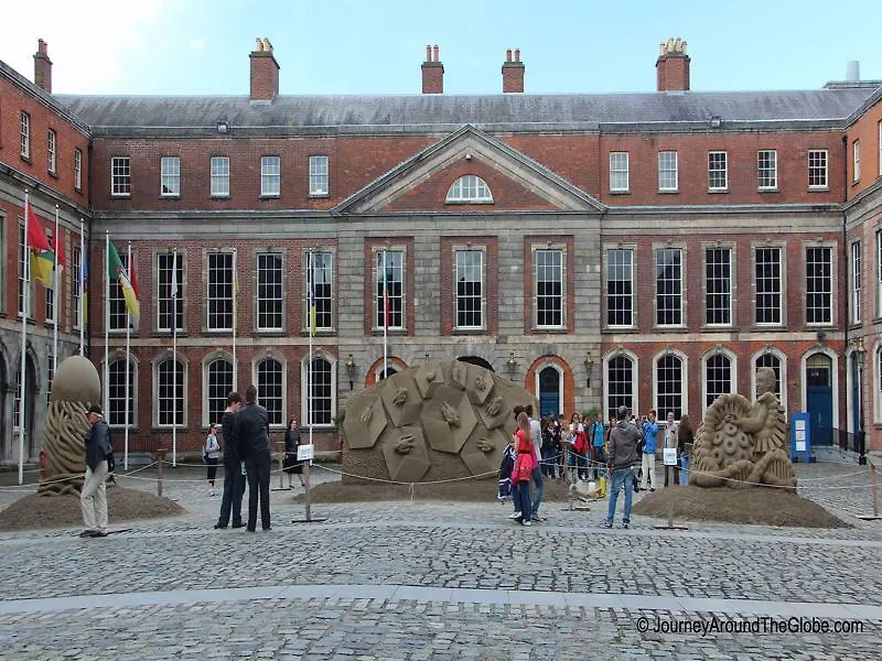 Georges Street Luxury Apartment Dublin 0*,