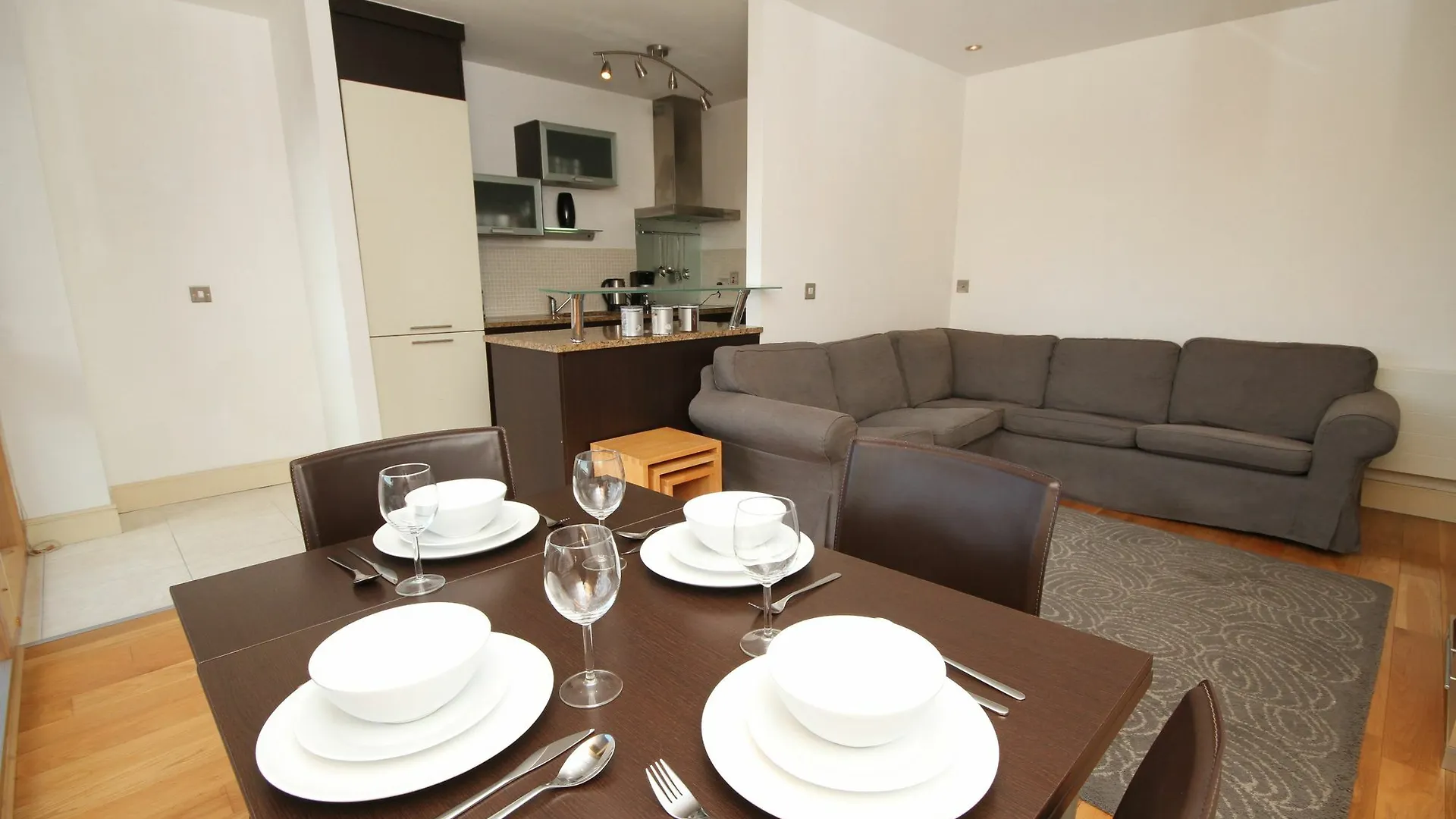 Georges Street Luxury Apartment Dublin
